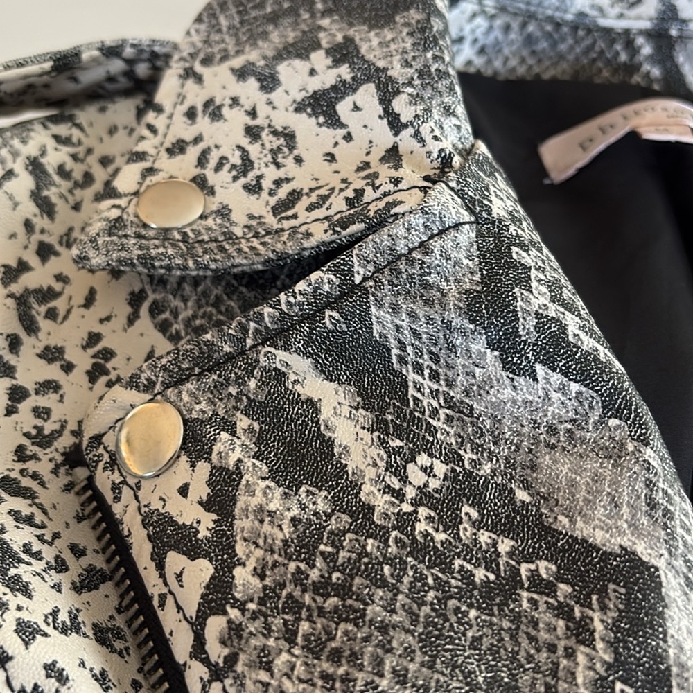 Philosophy Snake Print Embossed Faux Leather Moto Jacket Size M - Picture 7 of 7